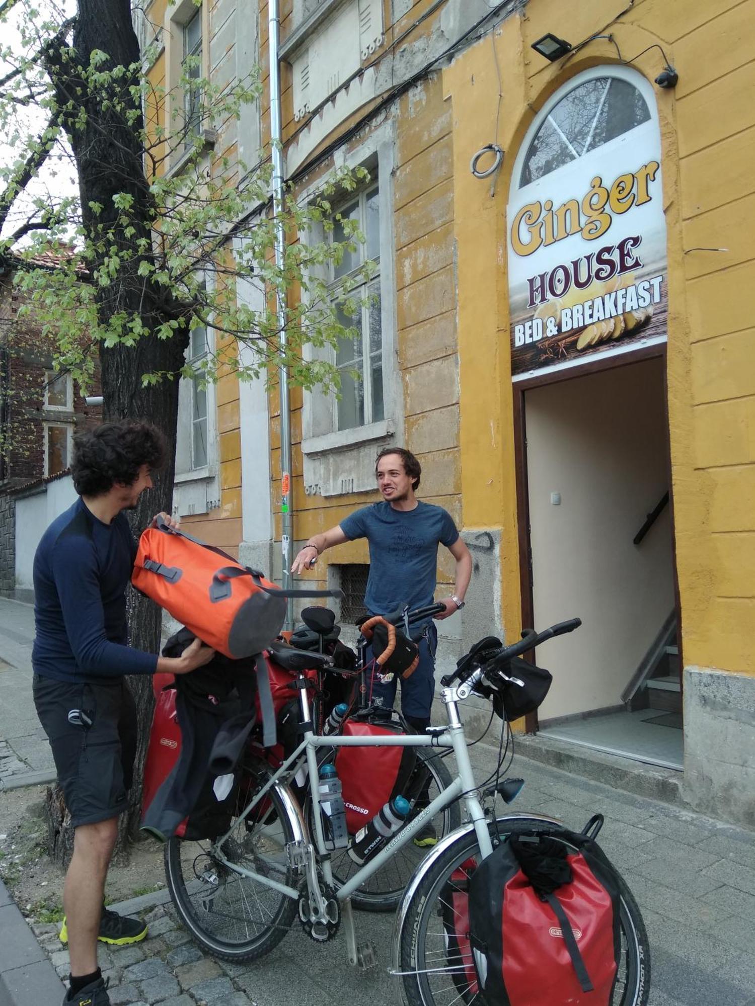 Hostel Ginger House Plovdiv Buitenkant foto